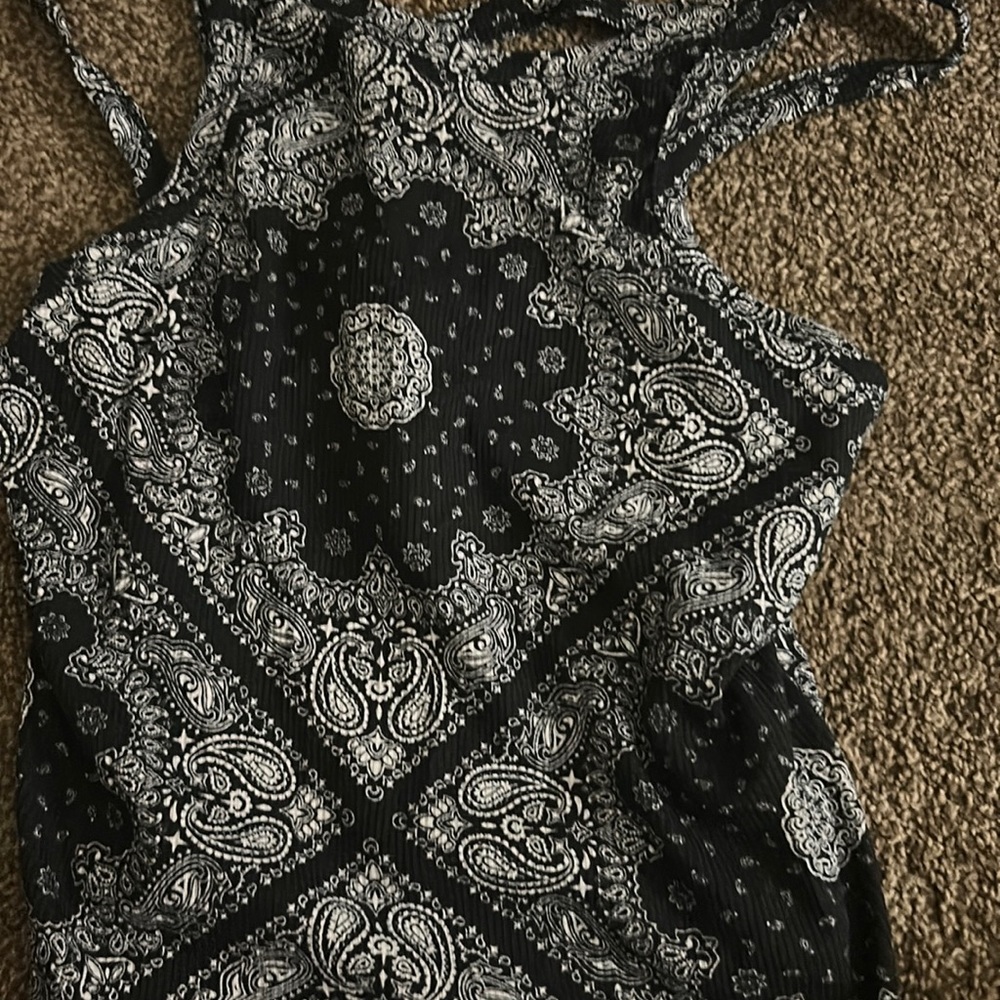 Rue21 crop top